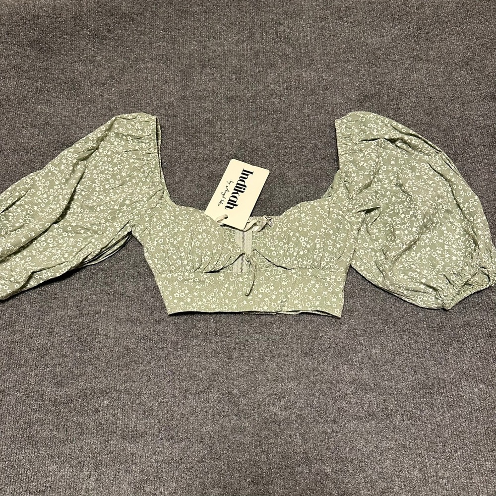 Indikah by Angel Biba Sage Green Floral Puff Sleeve Crop Top US XS AU 6 NEW